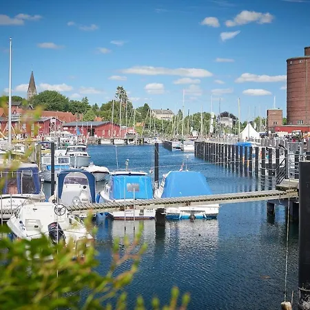 Wasserspiel Am Wittensee - Mit Spielscheune דירה